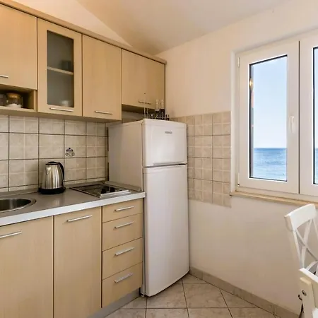 Gostinjska kuća Quore Matto Milna (Hvar)